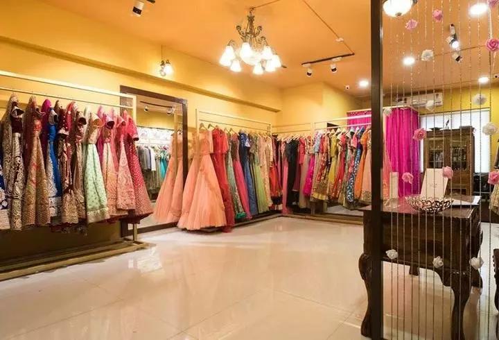 Sustainable Fashion Starts with You: Choose Rental Over Buying